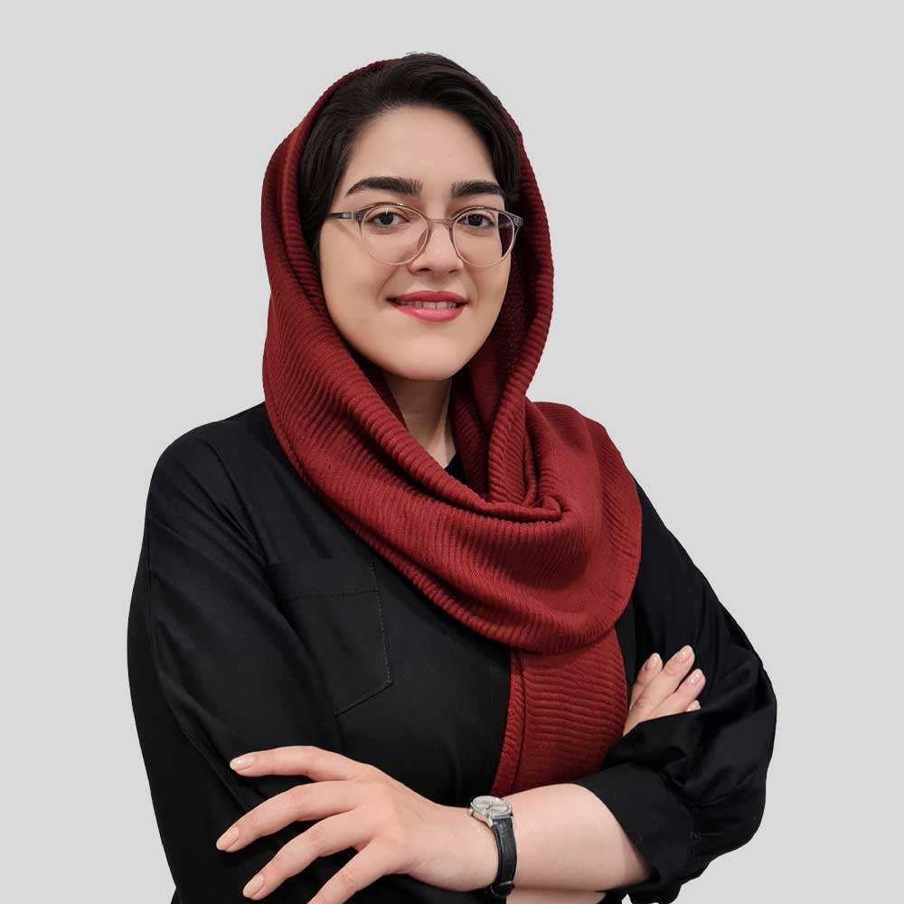 افسانه صادقی